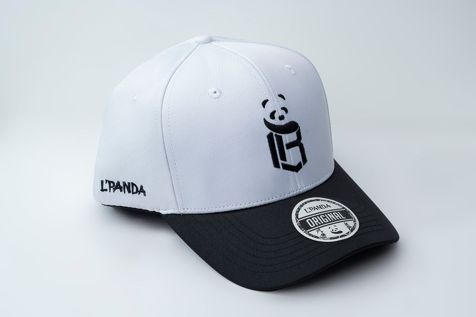 LB1 L’Panda white with black