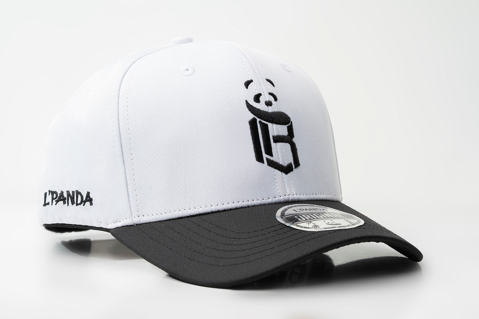 LB1 L’Panda white with black